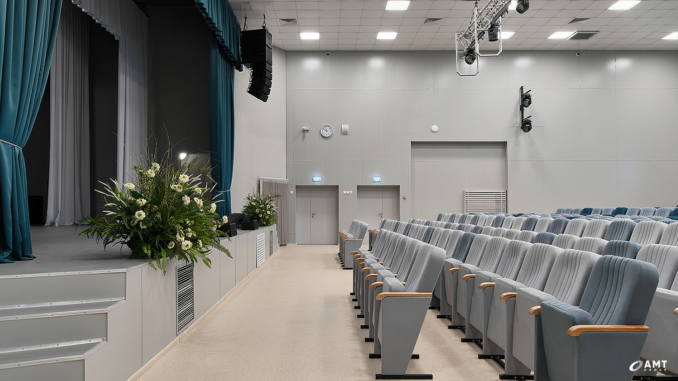 Актовый зал в школе, с. Марусино